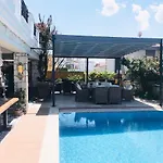 Otel Fizzio