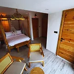 Otel Fizzio 2*