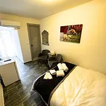 Fizzio Otel 2*
