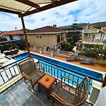 Fizzio Otel Alaçatı