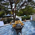 Otel Fizzio 2*