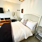 Otel Fizzio