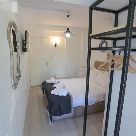 Fizzio Otel 2*