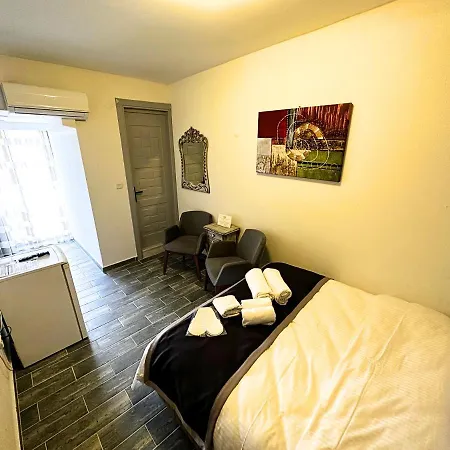 Fizzio Hotel 2*