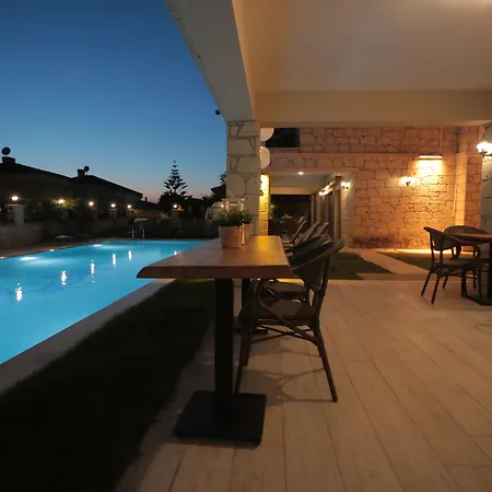 Fizzio Hotel Alaçatı